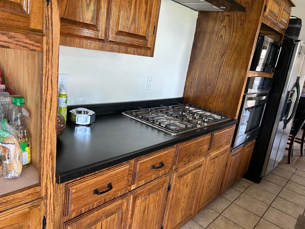 Sparkle Kitchen Counter Cleaned After